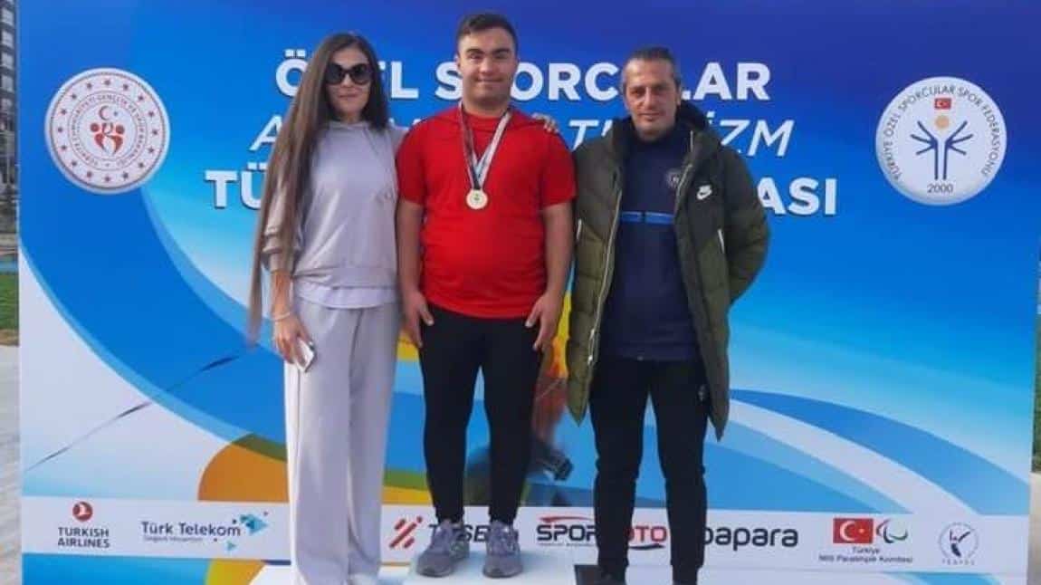 Öğrencimiz Abdullah İnan Türkiye Şampiyonu oldu.